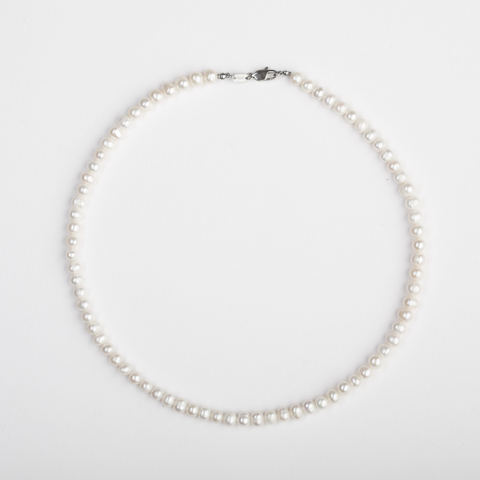 Freshwater Pearl Necklace - Round Pearls